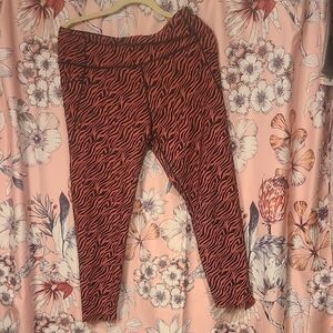 Victoria's Secret ANIMAL print Leggings XL